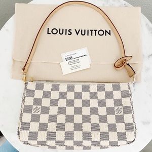 NWT Louis Vuitton Pochette Accessory Damier Azur